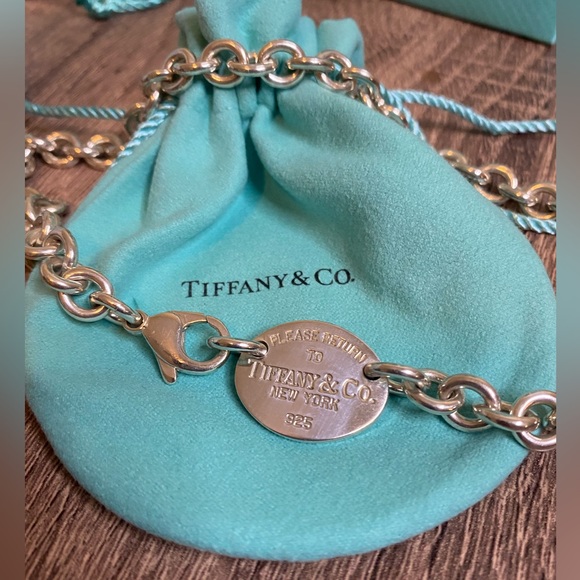 Tiffany & Co. Jewelry Vintage Please Return To Tiffanys Oval Tag